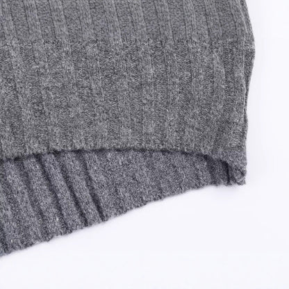 Round neck long sleeved loose fitting pullover knitted sweater for women